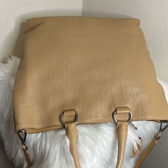 💯 Authentic Prada Tote Bag, Two- Way🍀 - Picture 6 of 16